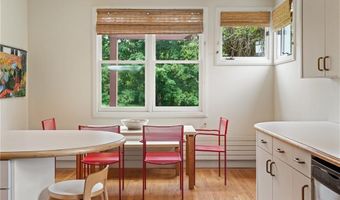 175 Ruggles Ave, Newport, RI 02840