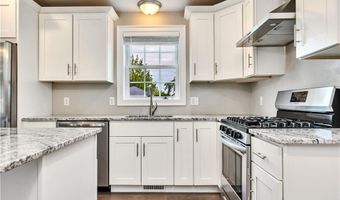 239 Mauran Ave, East Providence, RI 02914