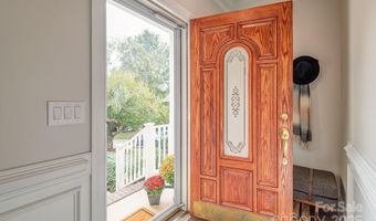 8 Flowering Cherry Dr, Asheville, NC 28805