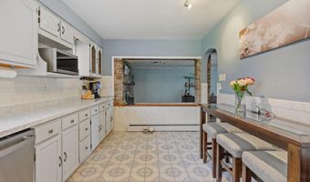 42 Edson St, Amsterdam, NY 12010