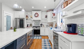 360 Pleasant St, East Providence, RI 02916
