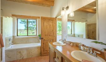 9 Desiderio, Arroyo Seco, NM 87514