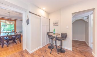 1123 W Huron St, Ann Arbor, MI 48103