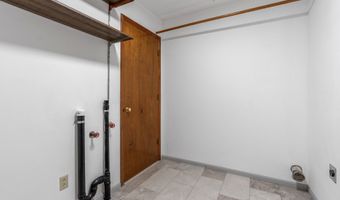 210 W FRANKLIN St, Bingen, WA 98605