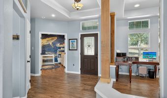 1858 Burr Oak, Adkins, TX 78101