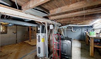 403 Summer St, Auburn, ME 04210