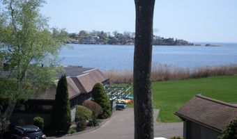 16 Harbour Vlg B, Branford, CT 06405
