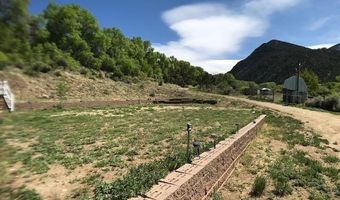 425 State Road 230, Arroyo Seco, NM 87580