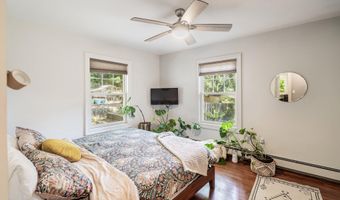 26 Mountainside Ave, Atlantic Highlands, NJ 07716