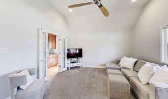 1523 N Patton Ave, Arlington Heights, IL 60004