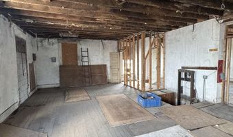 75 S Main St, Andrews, IN 46702