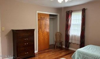 17 Moore St, Andrews, NC 28901