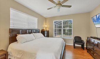 815 GREENVIEW Dr, Apollo Beach, FL 33572