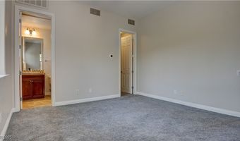 2124 Pont National Dr, Henderson, NV 89044