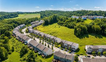 248 Broadstone Dr, Adams Twp., PA 16046