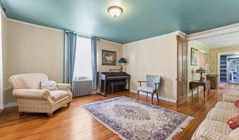 60 Chaplin St, Chaplin, CT 06235
