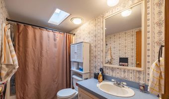 71 Kyle Ln, Auburn, ME 04210