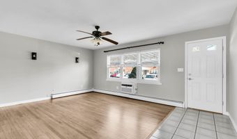 9 King James Ln, Atlantic Highlands, NJ 07716