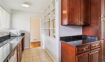 6049 AVON Dr, Bethesda, MD 20814