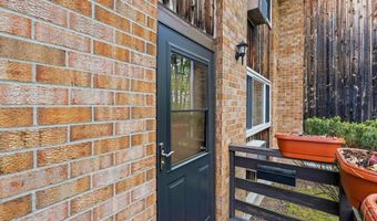 200 Woodmont Ave 118, Bridgeport, CT 06606