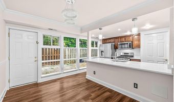 4471 FOREST GLEN Ct, Annandale, VA 22003