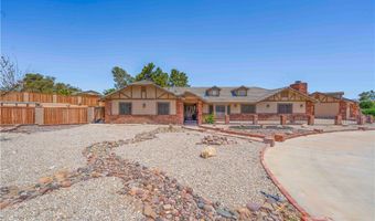 19989 Cronese Ln, Apple Valley, CA 92308