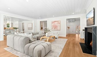 10 Stony Brook Rd, Darien, CT 06820