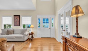 22 Woodland Ave, Manasquan, NJ 08736