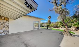 3504 Pioneer Cir, Las Vegas, NV 89107