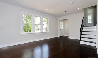 14 Byrne Pl, Bergenfield, NJ 07621