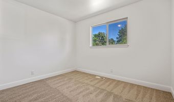 1406 La Loma Dr, Carson City, NV 89701