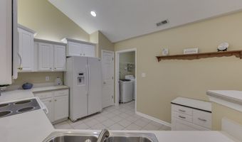 7304 Lake Lakota Pl 44, Indianapolis, IN 46217