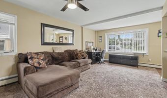 18 Tappen St, Avenel, NJ 07001
