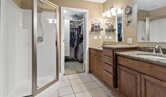 1720 Hollister Dr, Alcoa, TN 37701