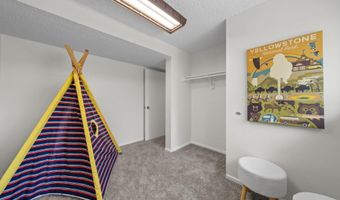 5005 GRIFFITH Ave, Cheyenne, WY 82009