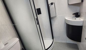 2801 NE 183rd St 310W, Aventura, FL 33160