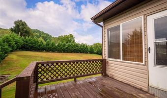 67 Lincoln Hts, Alum Creek, WV 25003