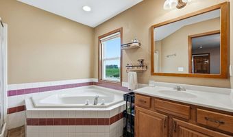 4232 E 175, Albion, IN 46701