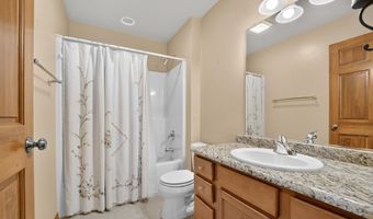 4733 WESTBROOK Ct, Appleton, WI 54913