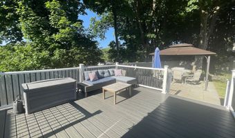 15 Farnam Hl, Bethel, CT 06801