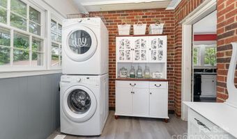 342 Cliff Rd, Asheboro, NC 27203