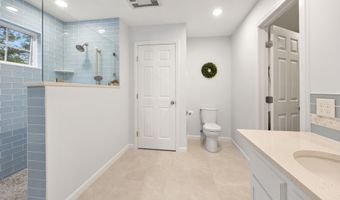 106 Stonecroft Ln, Coventry, CT 06238