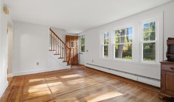 380 Angell Rd, North Providence, RI 02904