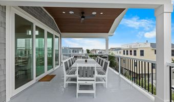 18 Mea Ln, Beach Haven, NJ 08008