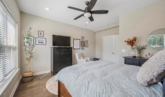 446 KINGSLEY St, Philadelphia, PA 19128