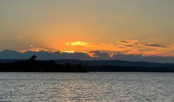 37 Parkhill Point Rd, Belgrade, ME 04917