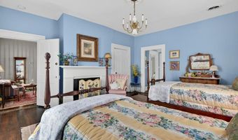116 E Main St, Abingdon, VA 24210