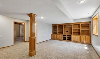 3105 NE Huntington Ln, Ankeny, IA 50021