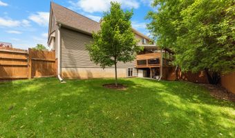 1692 Enclave Ln, Ann Arbor, MI 48103