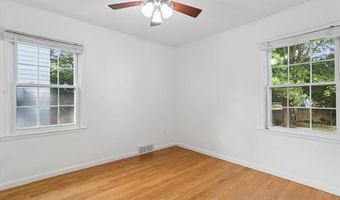 1134 Hutchins Ave, Ann Arbor, MI 48103